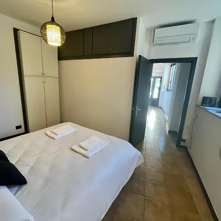 Romantic Corner Apartment Cernobbio